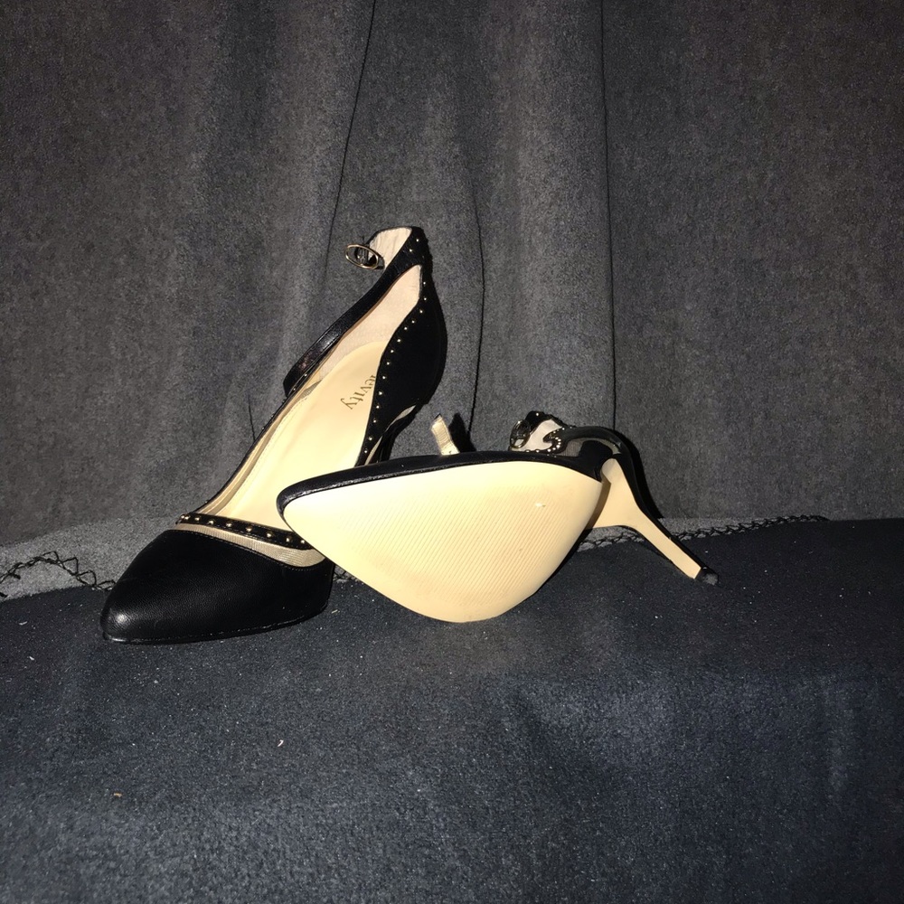 Shoes - Picture 2 of 3